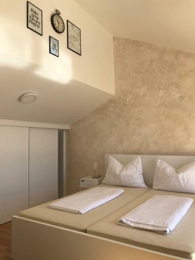 Appartamento Sima Baška Voda Esterno foto